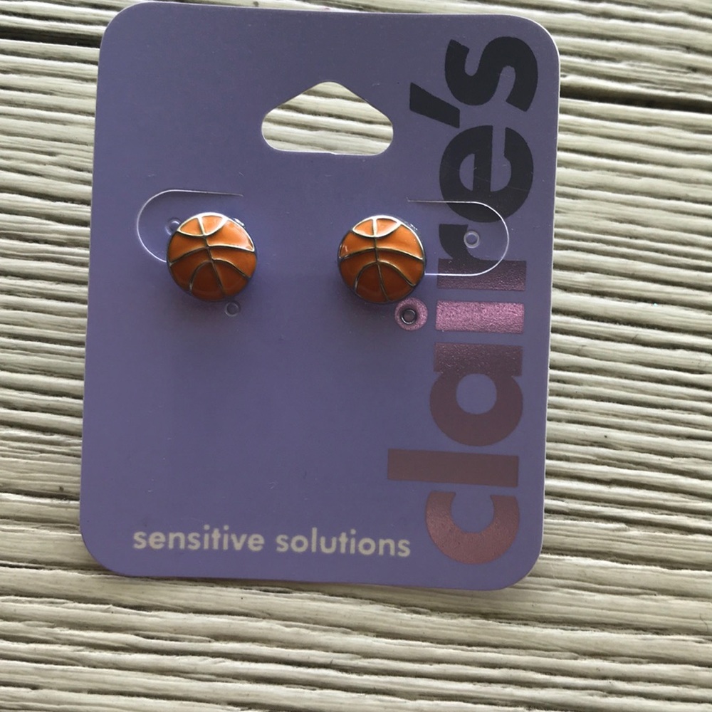 Claire’s basketball earrings